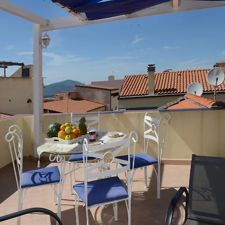 L'orizzonte Blu Apartament *
